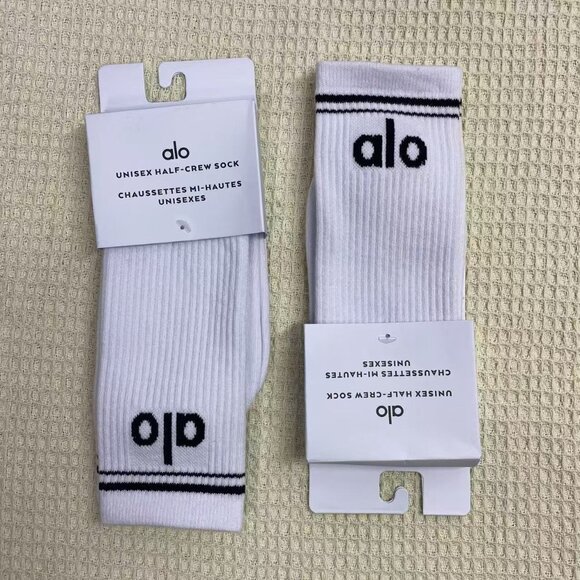 Alo Yoga Unisex Throwback Sock | Retro Stripe Socks | 2 Packs - Picture 1 of 4